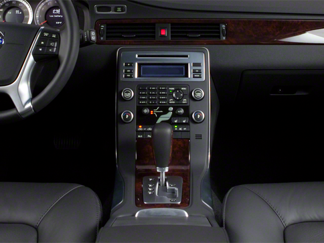 2011 Volvo XC70 3.2