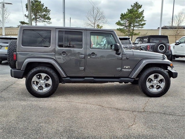 2017 Jeep Wrangler Unlimited Sahara