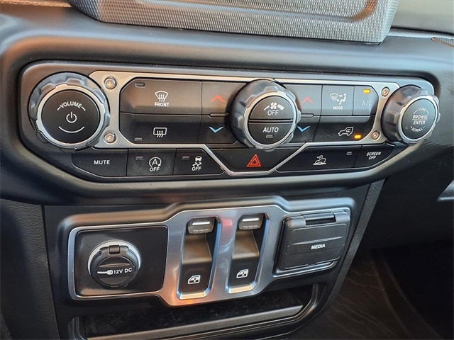 2022 Jeep Wrangler Willys