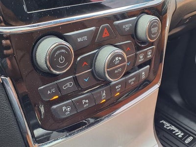2020 Jeep Grand Cherokee Summit