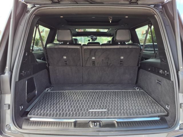 2023 Jeep Grand Wagoneer L Base