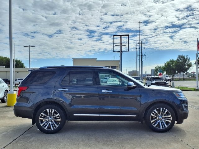 2017 Ford Explorer Platinum