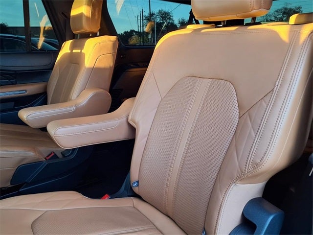 2023 Ford Expedition Max Platinum