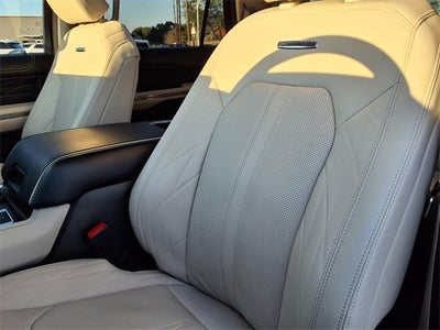 2024 Ford Expedition Platinum