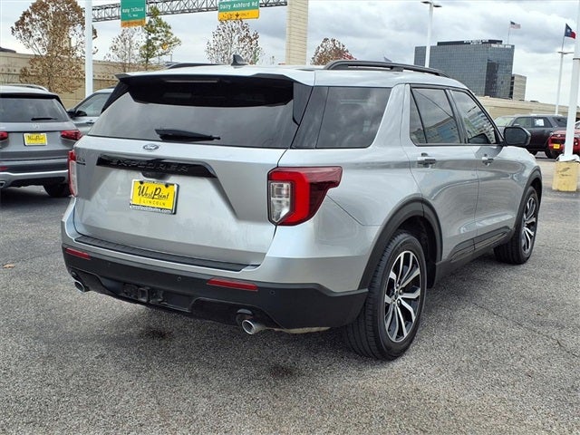 2022 Ford Explorer ST-Line