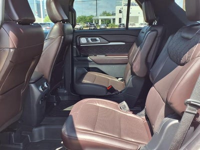 2025 Ford Explorer Platinum