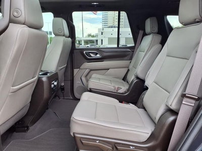 2023 GMC Yukon SLT