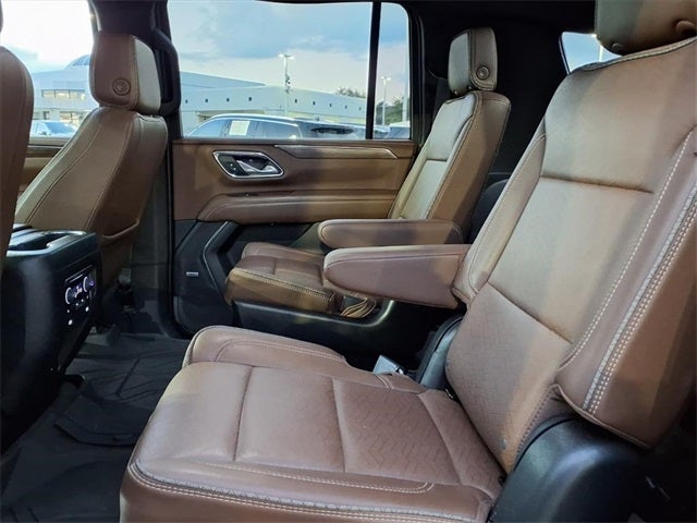 2023 Chevrolet Suburban High Country