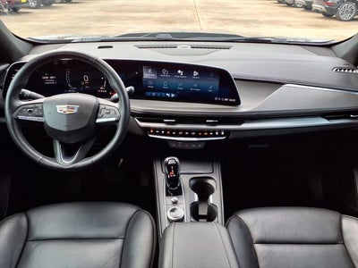 2024 Cadillac XT4 Luxury