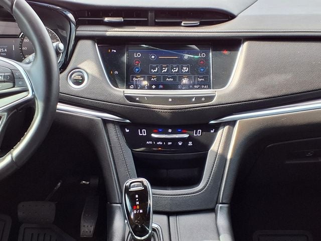 2021 Cadillac XT5 Luxury