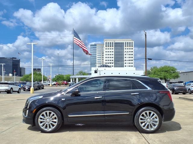 2022 Cadillac XT5 Premium Luxury