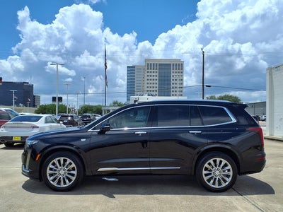 2023 Cadillac XT6 Premium Luxury