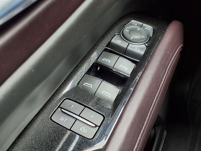 2023 Cadillac Escalade ESV Sport Platinum