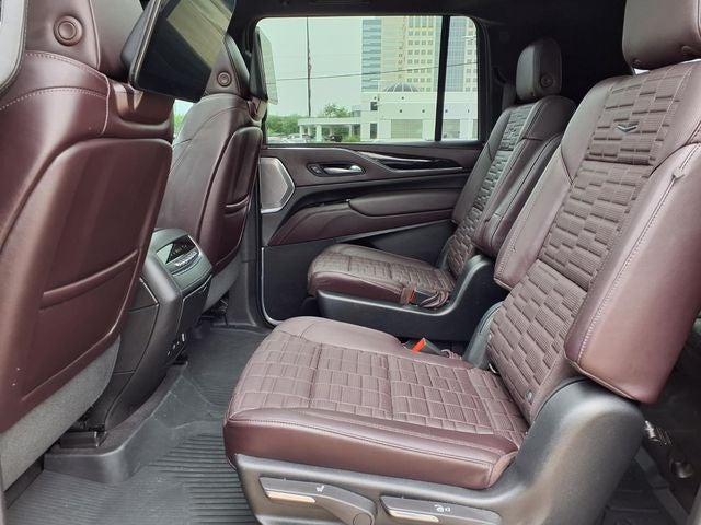 2023 Cadillac Escalade ESV Sport Platinum