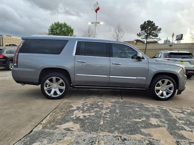 2018 Cadillac Escalade ESV Premium