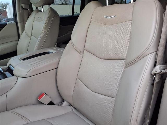 2018 Cadillac Escalade ESV Premium