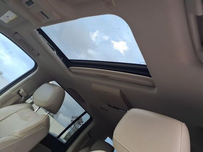 2018 Cadillac Escalade ESV Premium