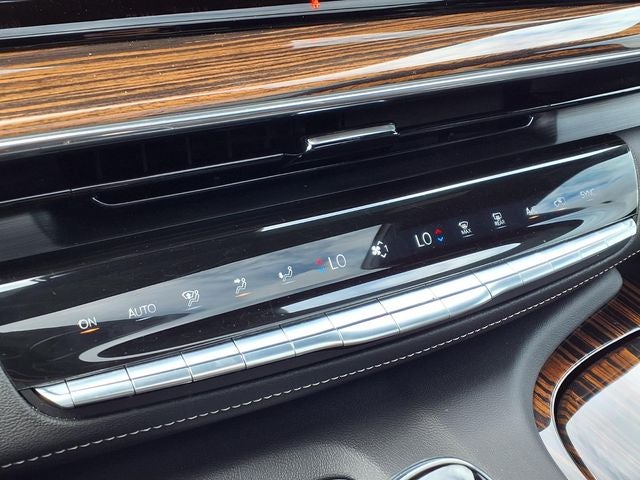 2023 Cadillac Escalade ESV Premium