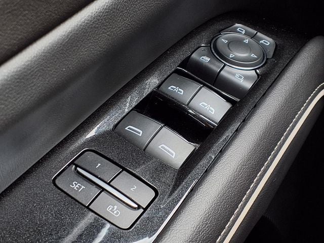 2023 Cadillac Escalade ESV Premium