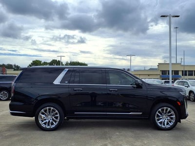2023 Cadillac Escalade ESV Premium