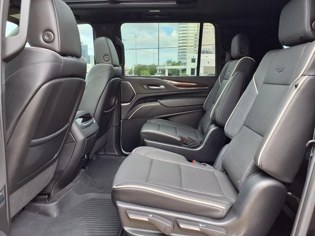 2023 Cadillac Escalade ESV Premium