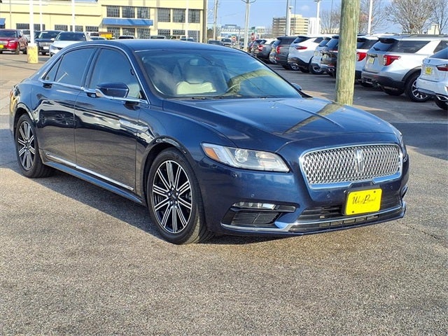2017 Lincoln Continental Reserve