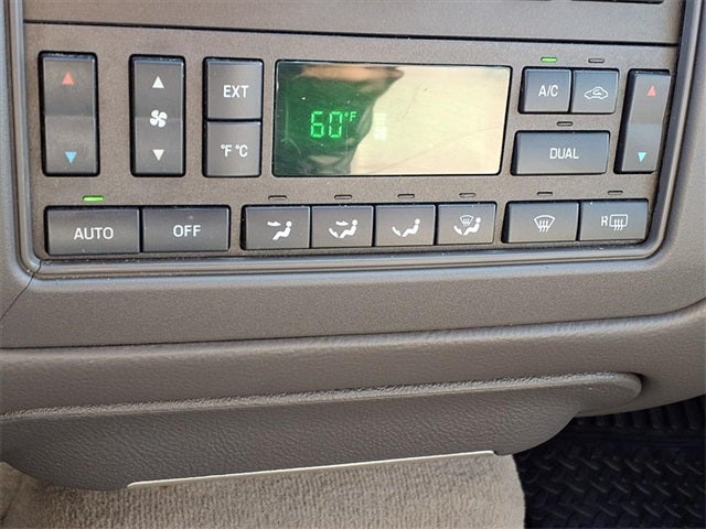 2006 Lincoln Town Car Signature