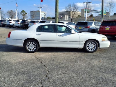 2006 Lincoln Town Car Signature