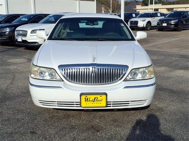 2006 Lincoln Town Car Signature