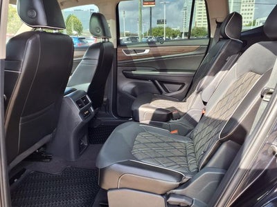 2024 Volkswagen Atlas 2.0T SEL Premium R-Line
