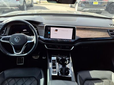 2024 Volkswagen Atlas 2.0T SEL Premium R-Line