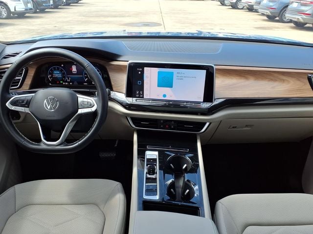2025 Volkswagen Atlas 2.0T SE w/Technology