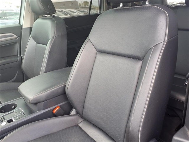 2021 Volkswagen Atlas 3.6L V6 SE w/Technology R-Line