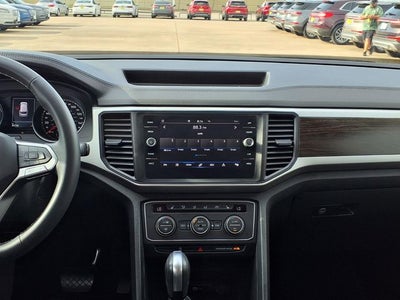 2021 Volkswagen Atlas 3.6L V6 SE w/Technology