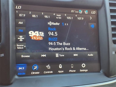 2022 Chrysler 300 Touring