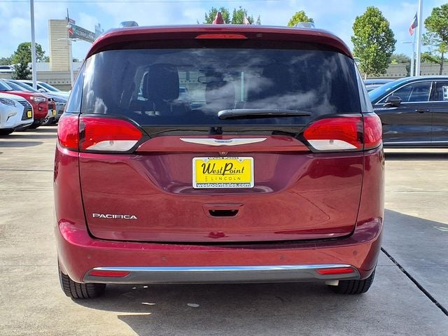 2017 Chrysler Pacifica Touring L Plus