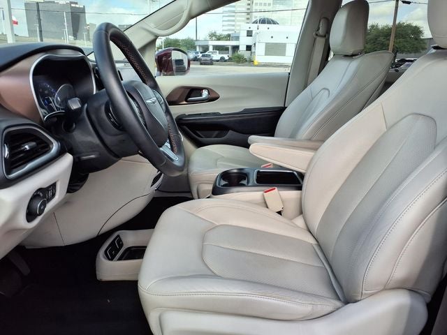 2017 Chrysler Pacifica Touring L Plus