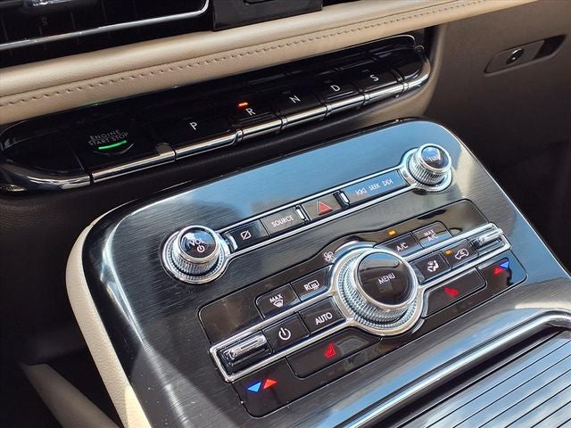 2022 Lincoln Nautilus Standard