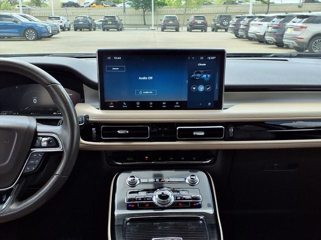 2022 Lincoln Nautilus Standard