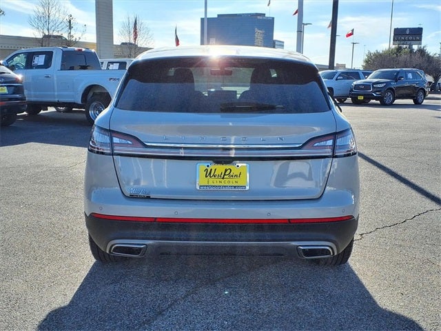 2022 Lincoln Nautilus Standard