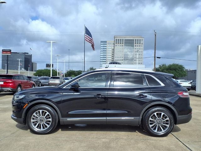 2022 Lincoln Nautilus Standard