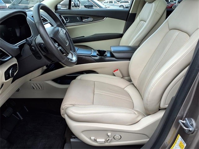 2020 Lincoln Nautilus Reserve