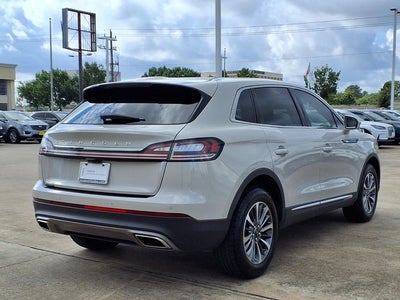 2022 Lincoln Nautilus Reserve