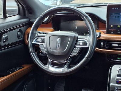 2022 Lincoln Nautilus Reserve