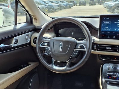 2021 Lincoln Nautilus Reserve