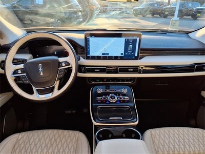 2022 Lincoln Nautilus Black Label