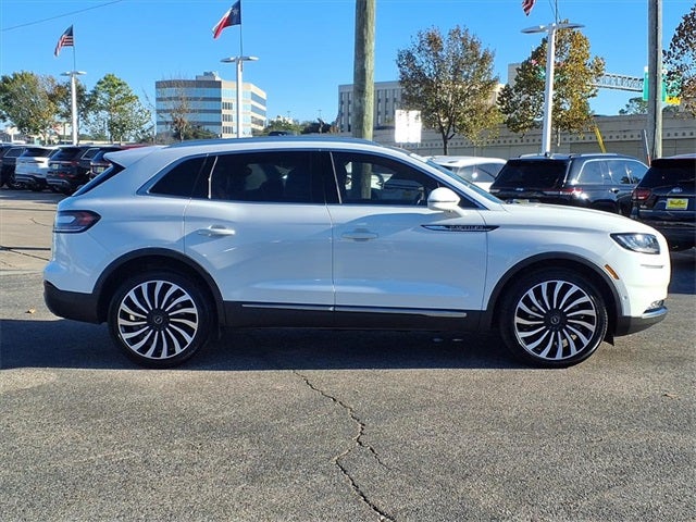 2022 Lincoln Nautilus Black Label