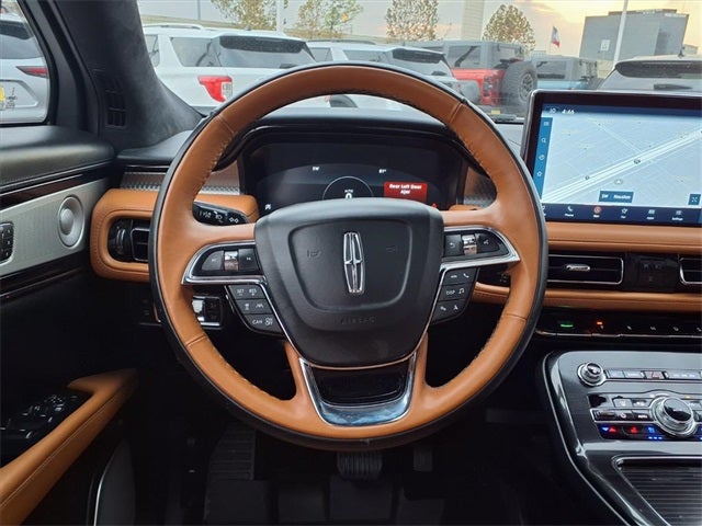 2022 Lincoln Nautilus Black Label