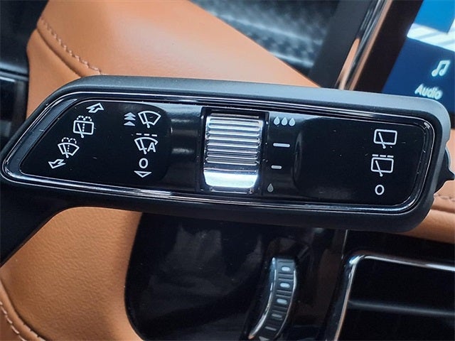 2022 Lincoln Nautilus Black Label