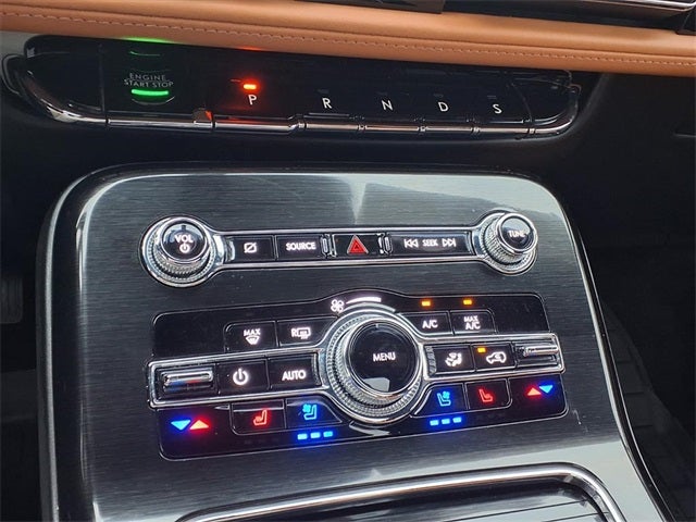 2022 Lincoln Nautilus Black Label